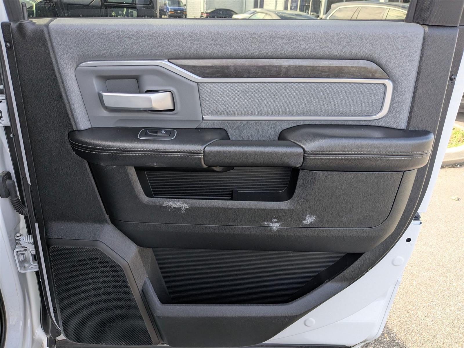 2023 Ram 2500 Big Horn photo 29