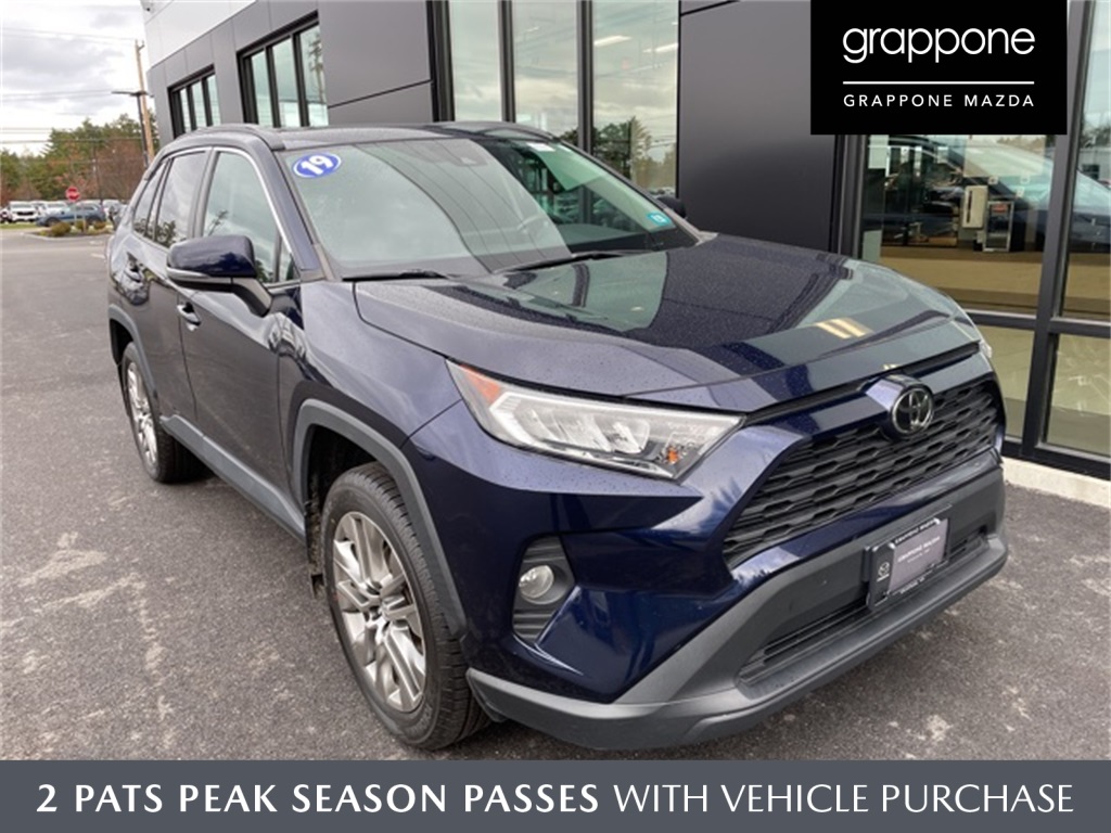 2019 Toyota RAV4 XLE Premium's photo