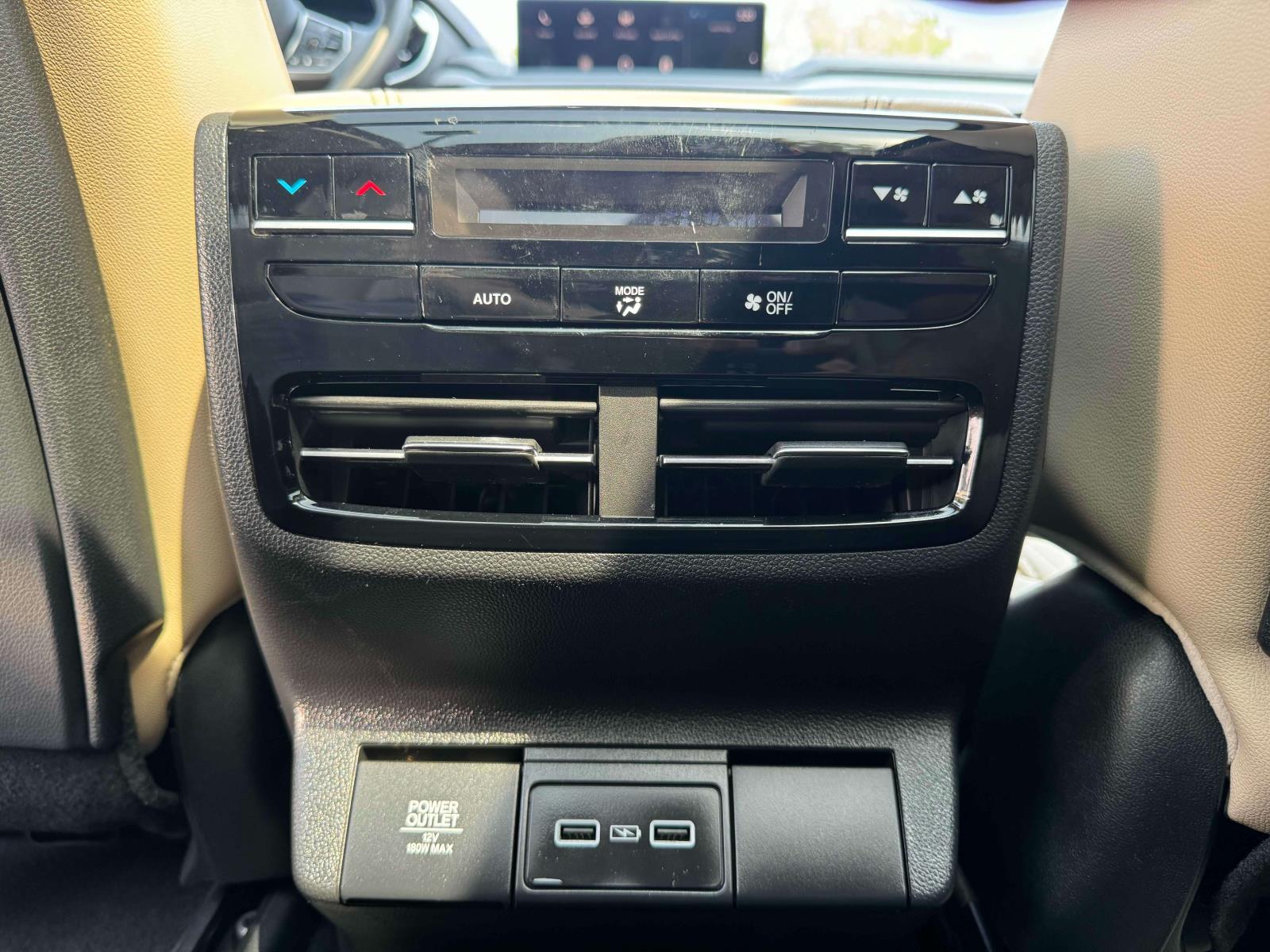 2023 Acura MDX SH-AWD photo 12