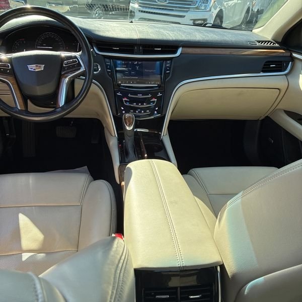 2018 Cadillac XTS Luxury photo 5