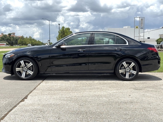 2025 Mercedes Benz C 300 photo 4