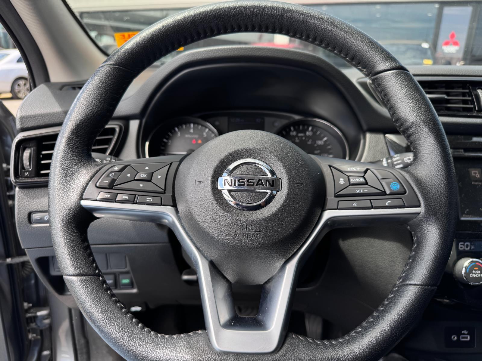2022 Nissan Rogue Sport SV photo 18