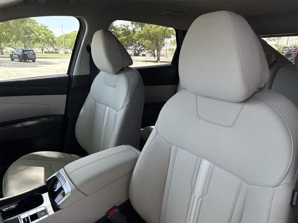 2025 Hyundai Tucson SEL photo 12