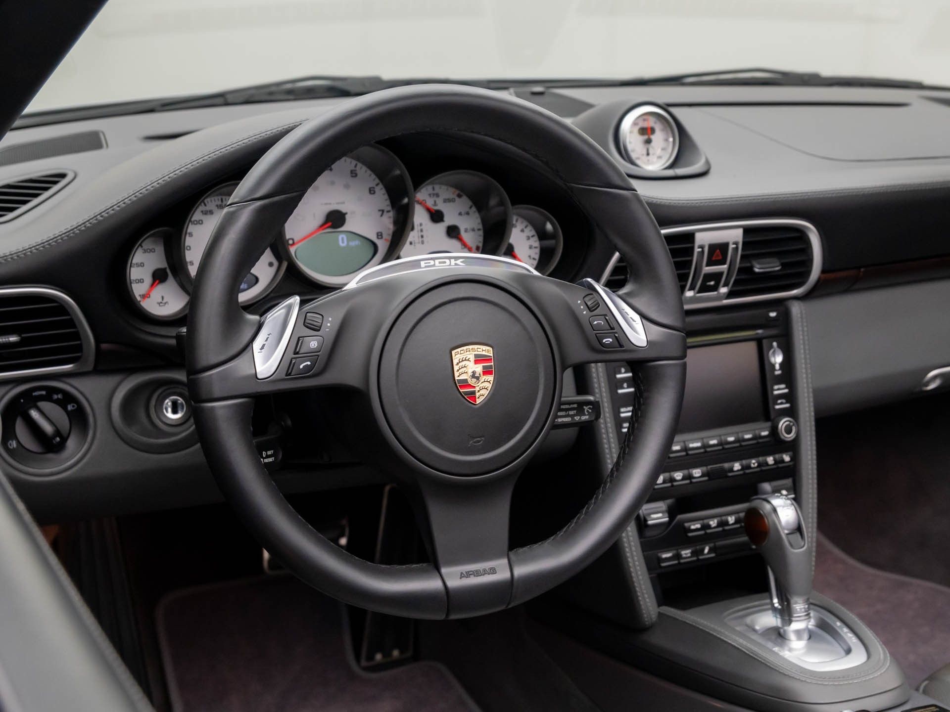 2012 Porsche 911 S Cabriolet photo 13