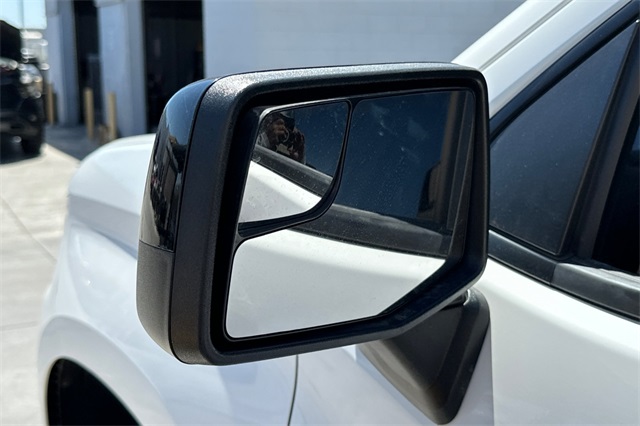 2023 Chevrolet Silverado 1500 RST photo 12
