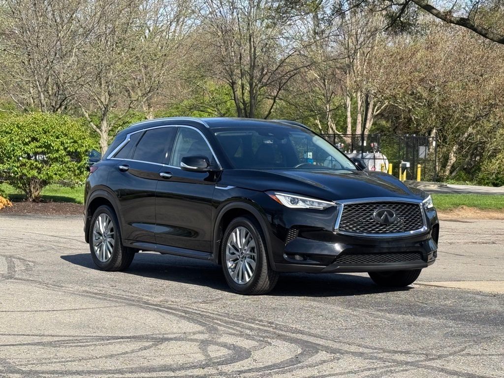 2024 INFINITI QX50 Luxe's photo