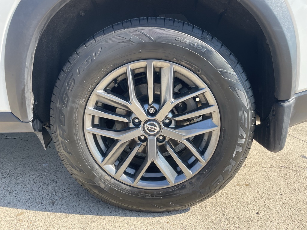2021 Nissan Rogue S photo 15