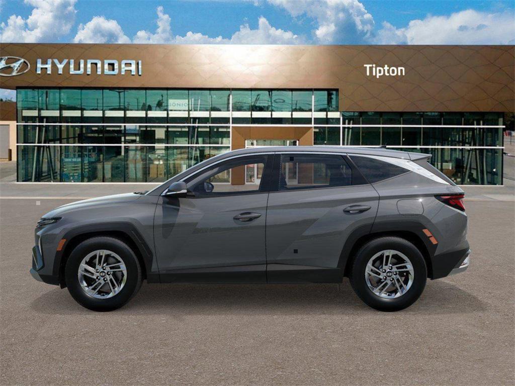 2026 Hyundai Tucson SE photo 3