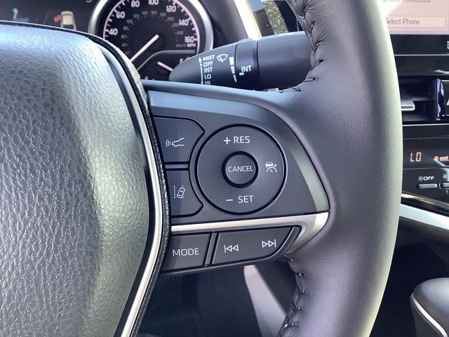 2023 Toyota Camry Hybrid XLE photo 11
