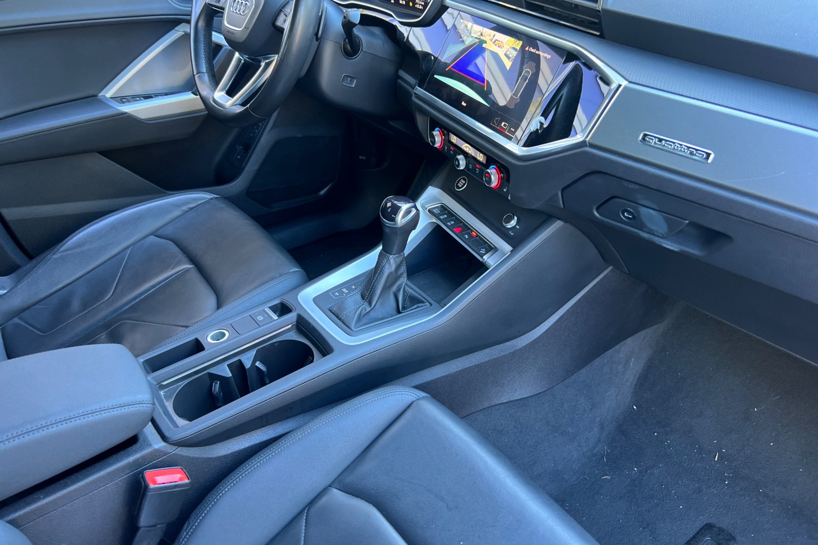 2023 Audi Q3 S line Premium photo 11