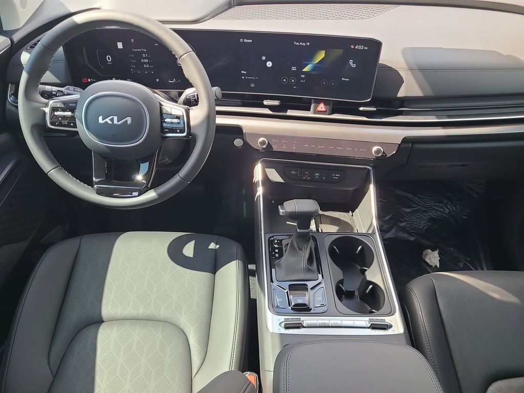 2026 Kia Carnival SX Prestige photo 15