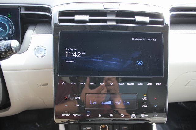 2024 Hyundai Tucson Hybrid SEL Convenience photo 4