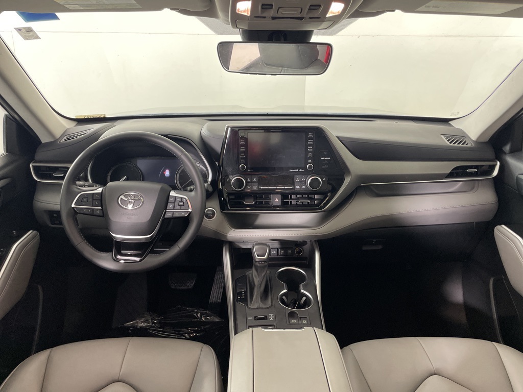 2021 Toyota Highlander XLE photo 33