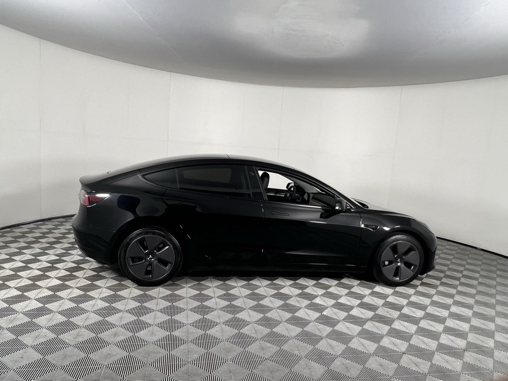 2023 Tesla Model 3 photo 3