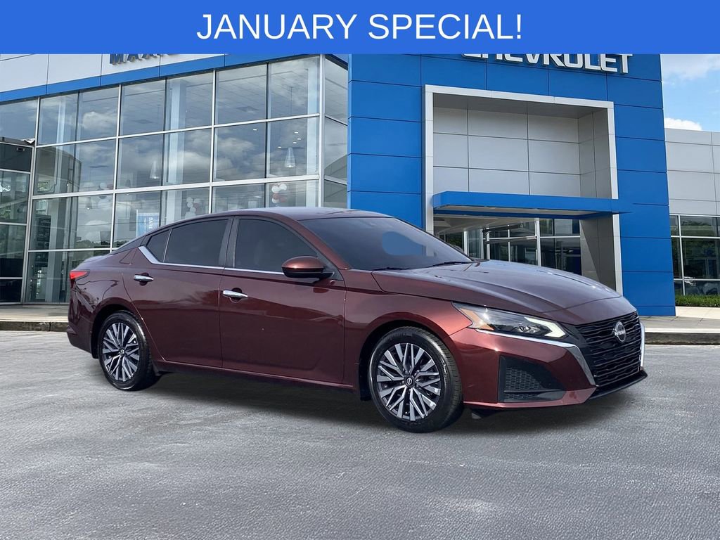 2023 Nissan Altima SV