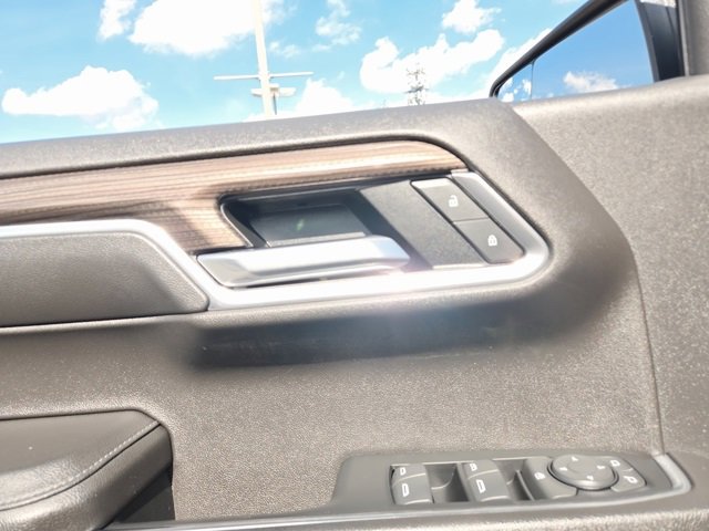 2022 Chevrolet Silverado 1500 LT photo 22