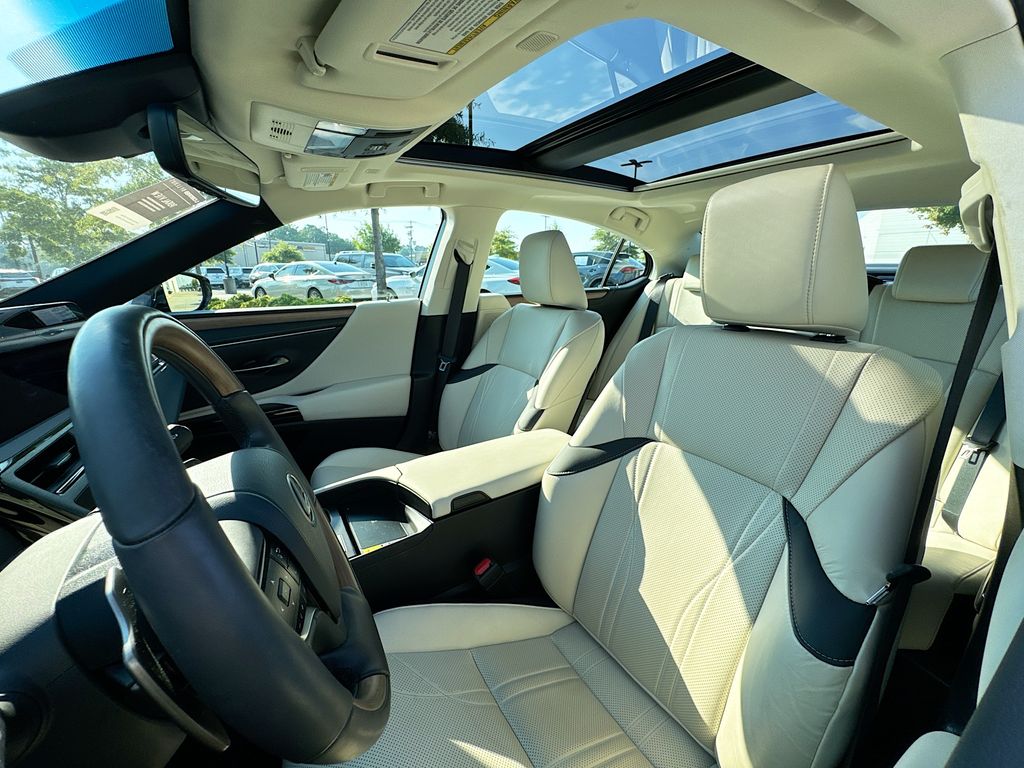 2024 Lexus ES 350 Luxury photo 14