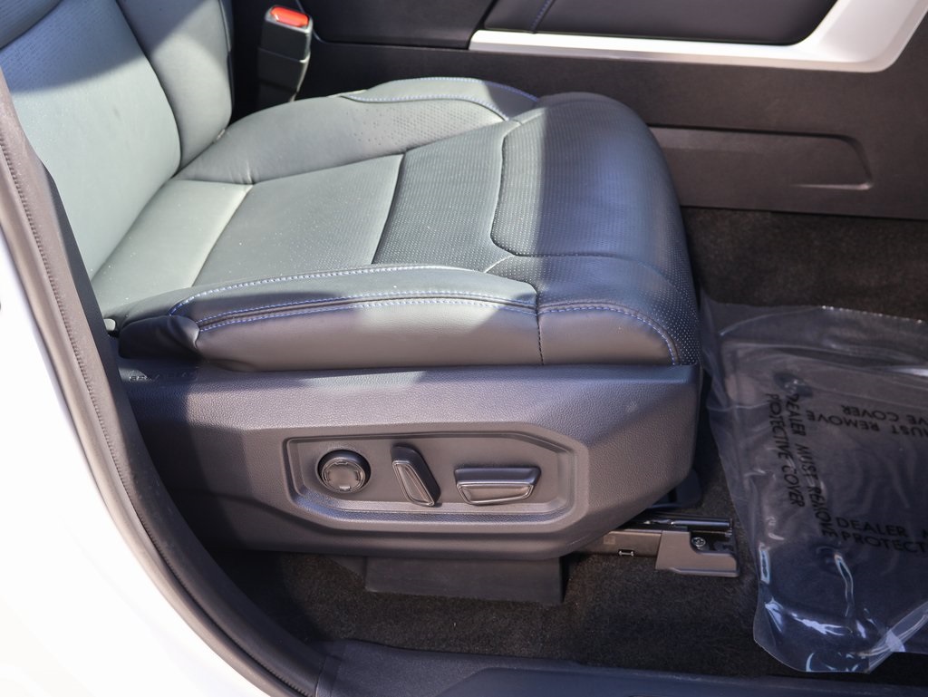 2025 Toyota Sequoia Platinum photo 10