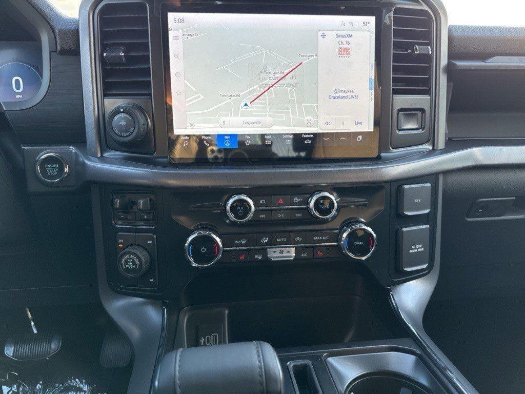 2025 Ford F-150 XLT photo 17