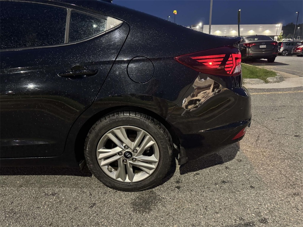 2020 Hyundai Elantra SEL photo 11