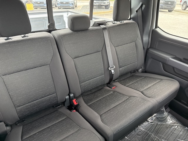 2025 Ford F-150 XLT photo 18