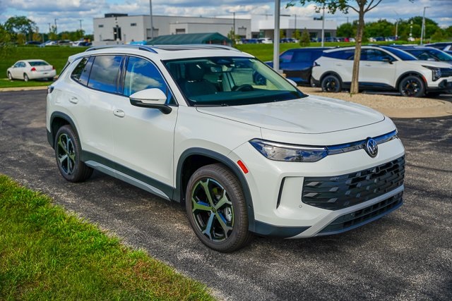 2025 Volkswagen Tiguan SE photo 39