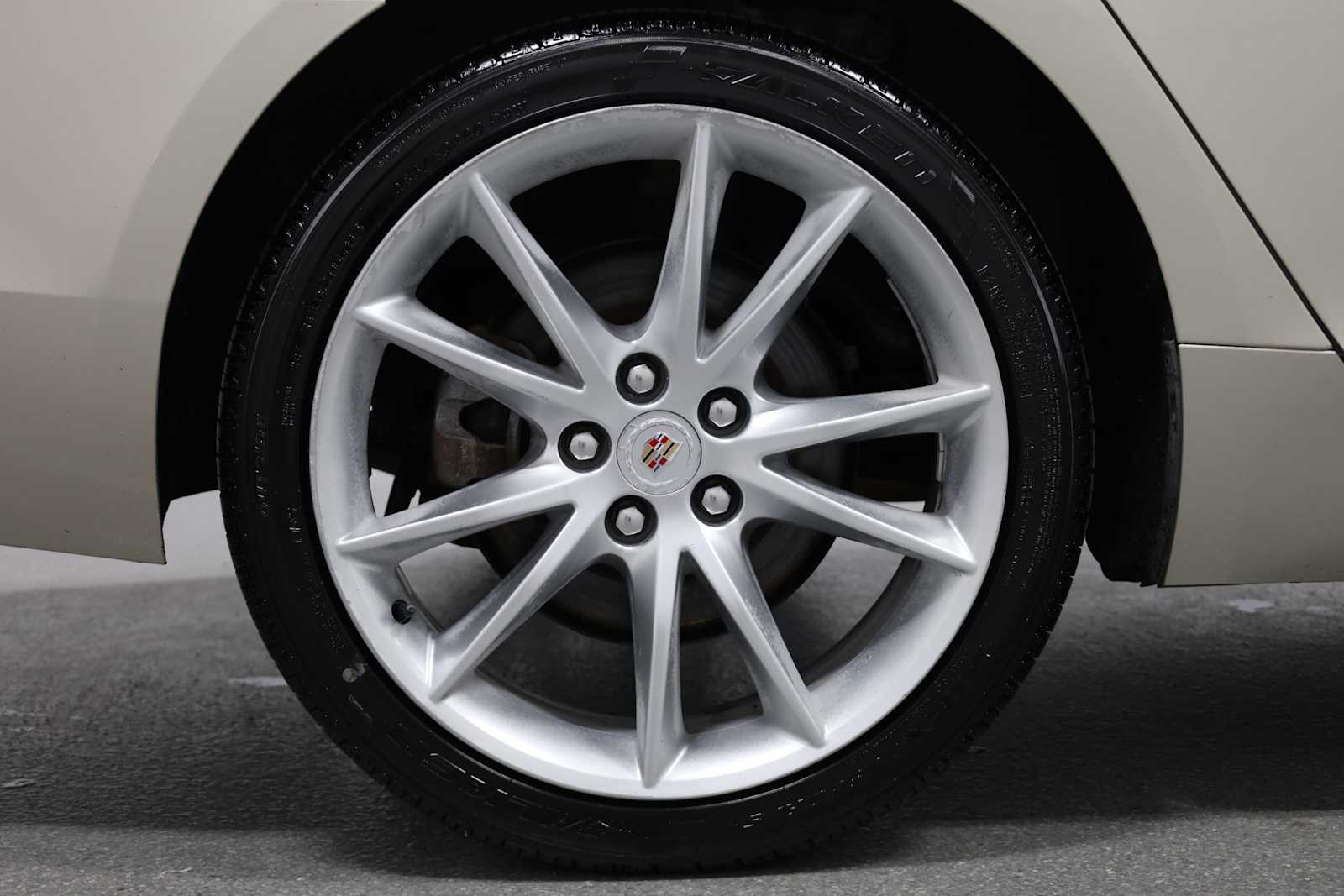 2013 Cadillac XTS Premium photo 30