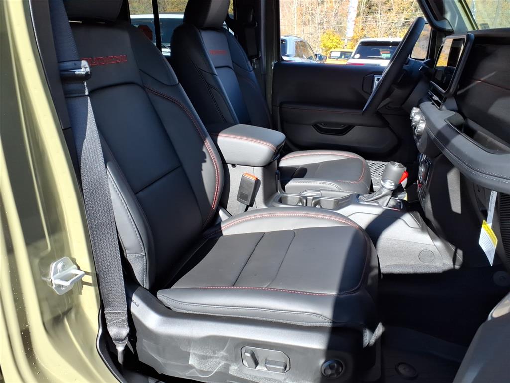 2026 Jeep Wrangler Rubicon X photo 4