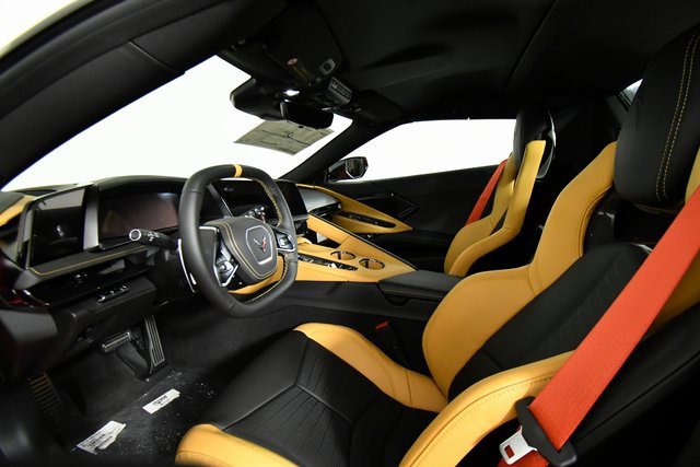 2026 Chevrolet Corvette Stingray 2LT photo 4