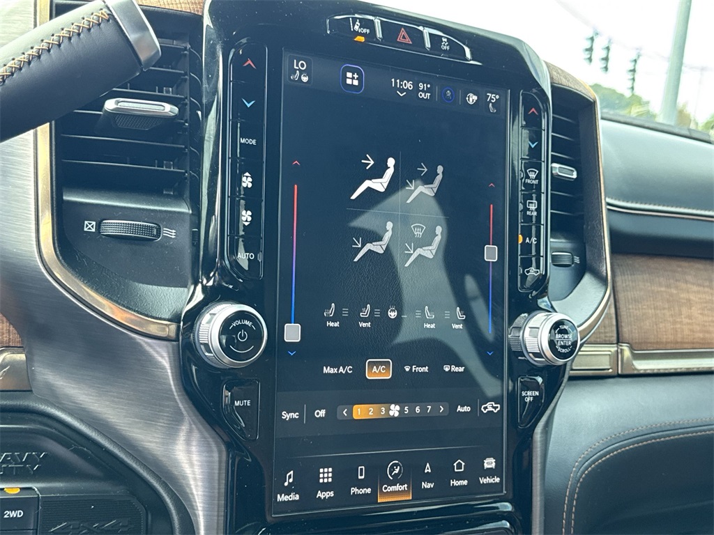 2023 Ram 3500 Laramie Longhorn photo 25