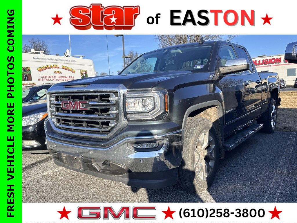 2017 GMC Sierra SLT's photo