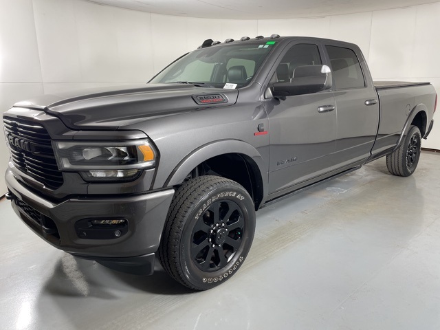 2022 Ram 3500 Laramie photo 4