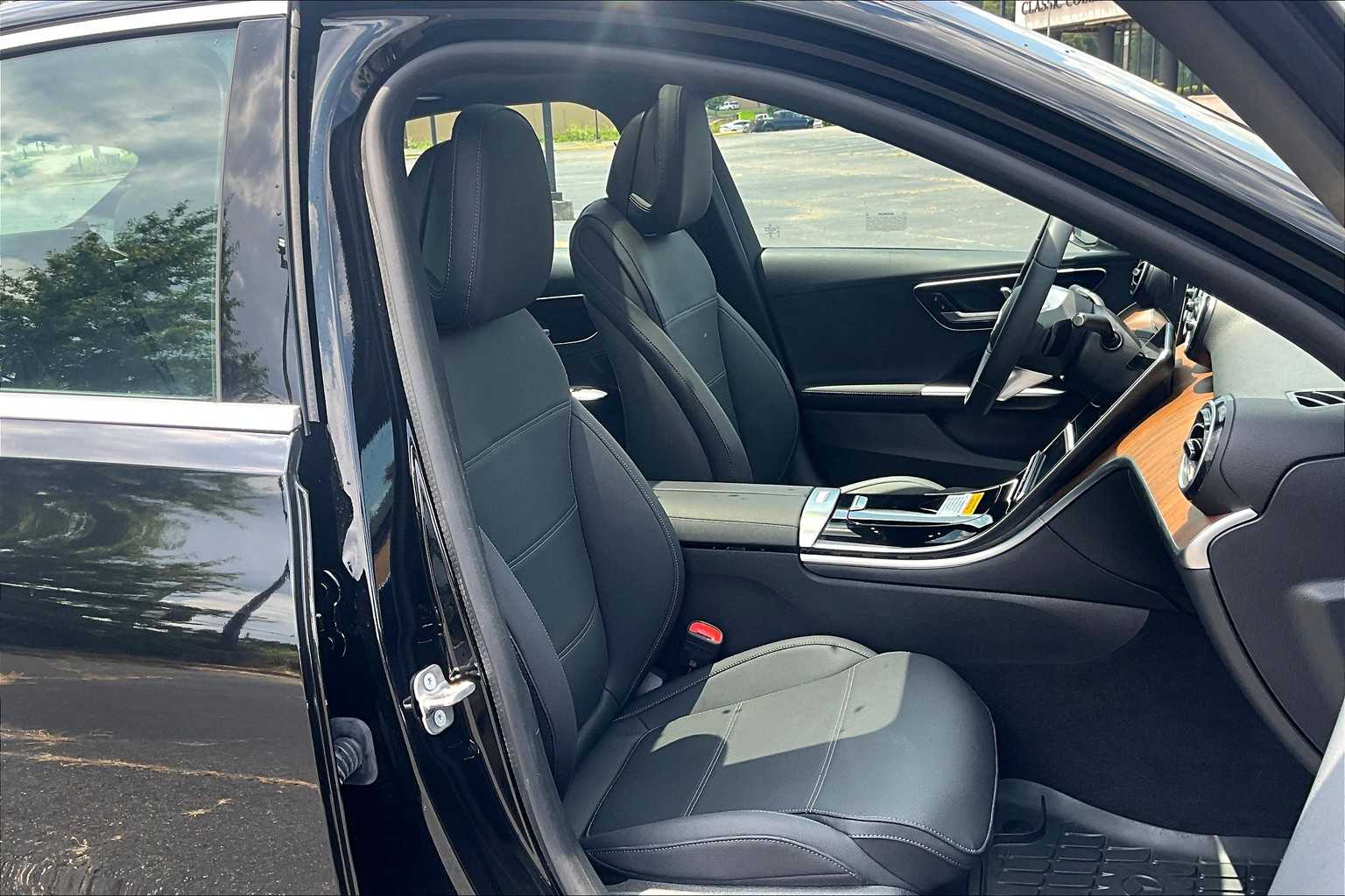 Image 7 of Certified Pre-Owned 2024 Mercedes-Benz C 300