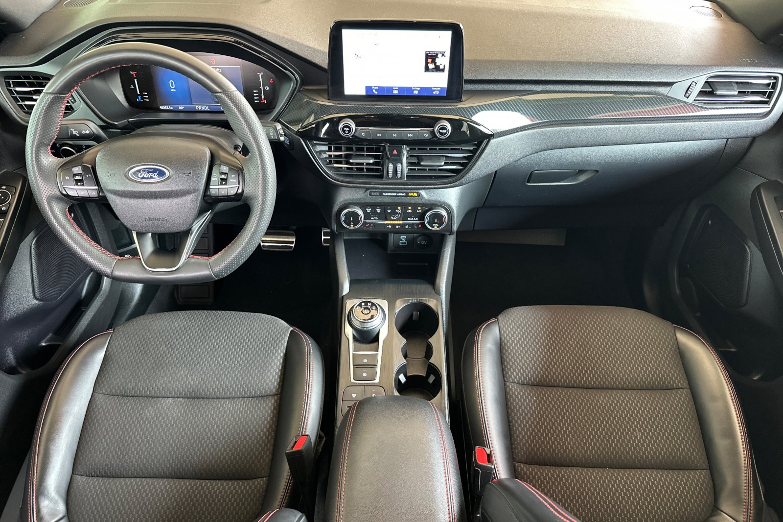 2023 Ford Escape ST-Line photo 12