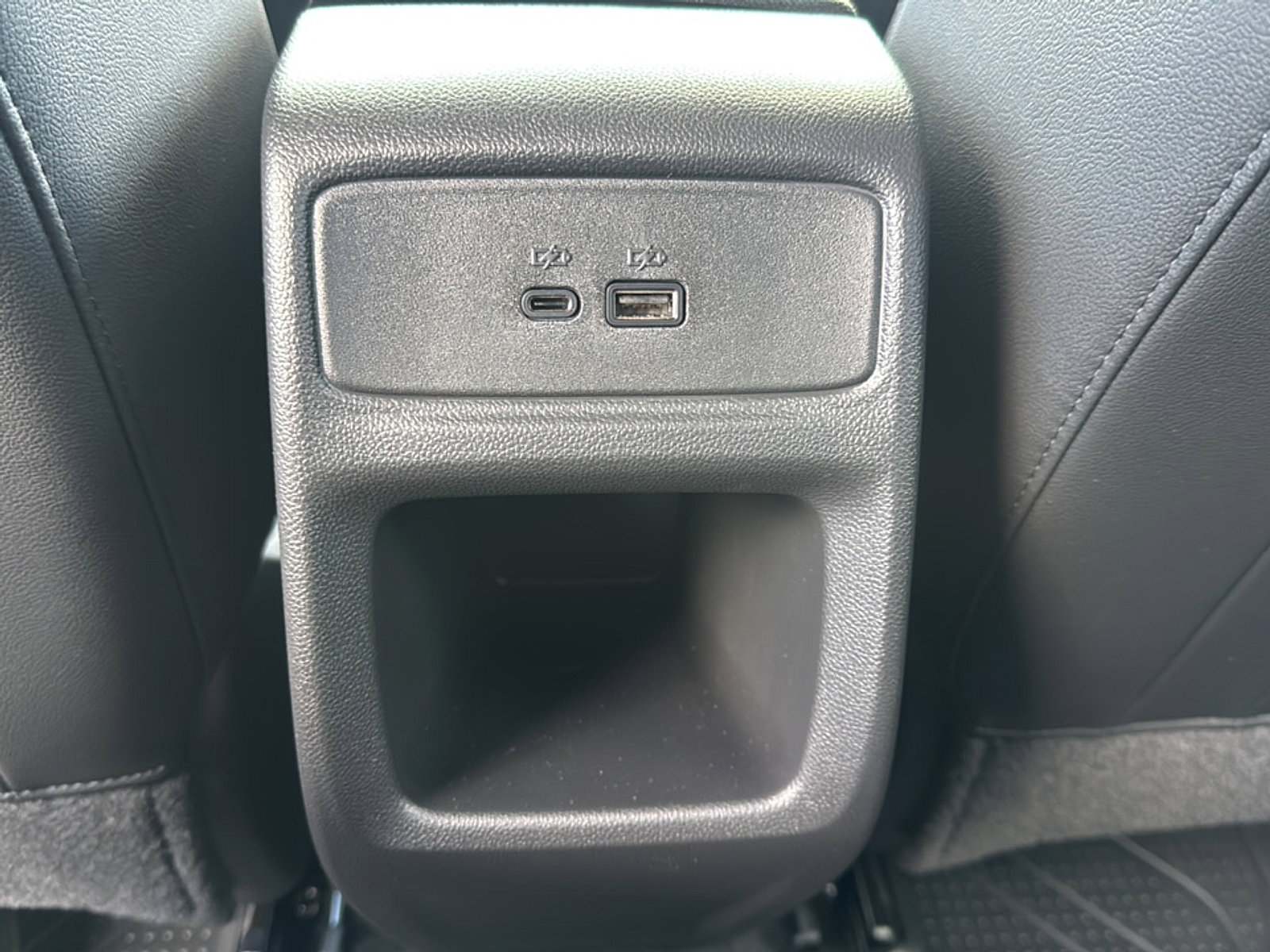 2025 Chevrolet Trax LT photo 23