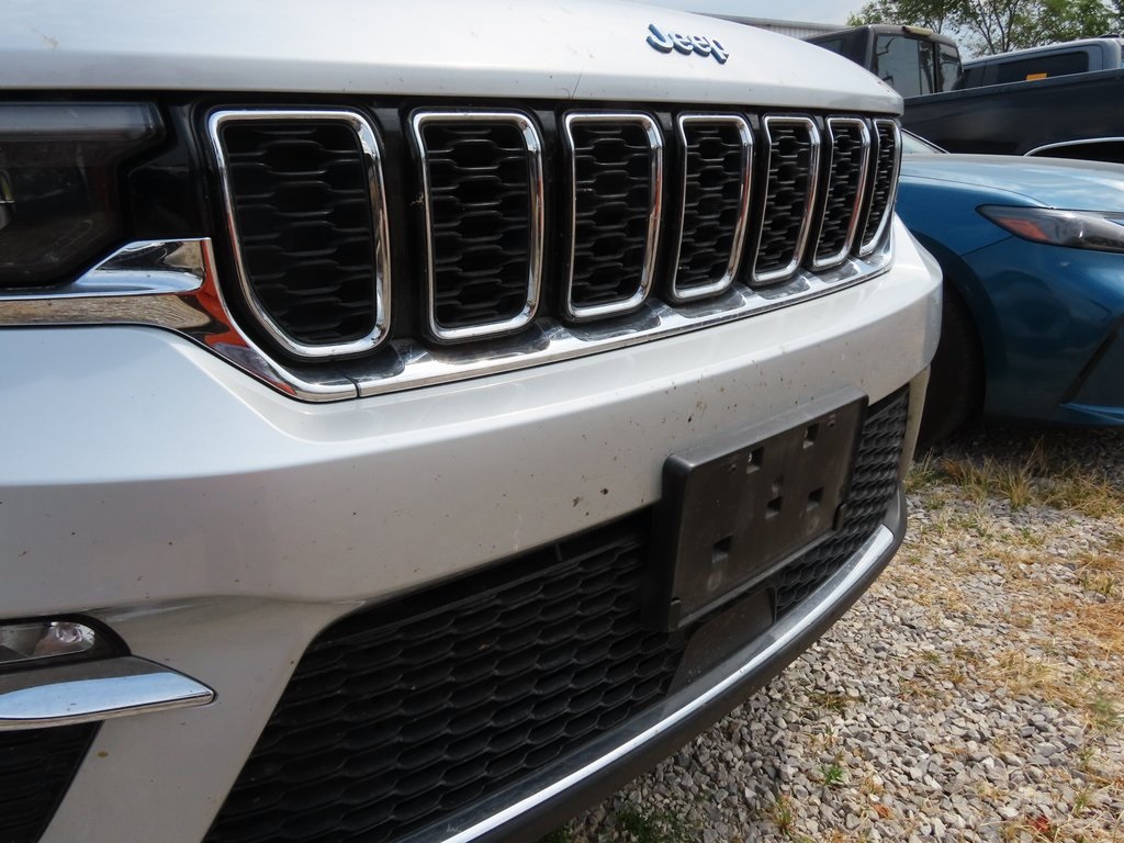 2023 Jeep Cherokee 4xe photo 2