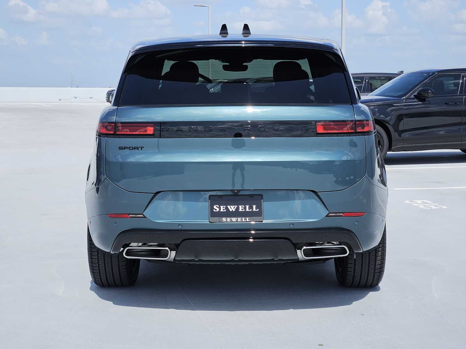 2025 Land Rover Range Rover Sport SE photo 6