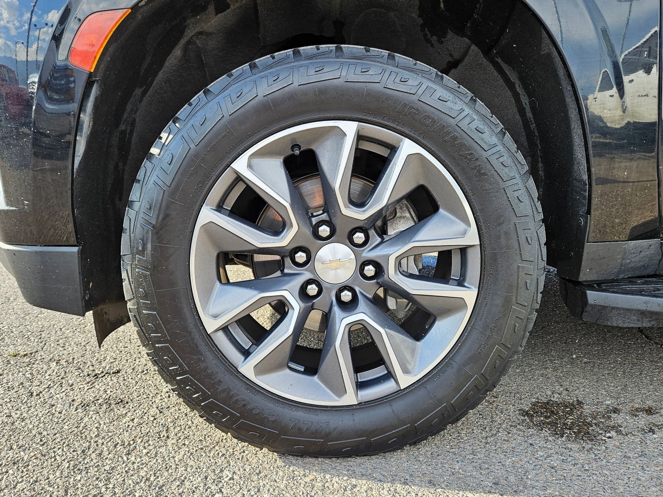 2021 Chevrolet Tahoe LT photo 9