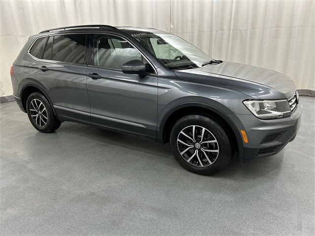 2021 Volkswagen Tiguan SE's photo