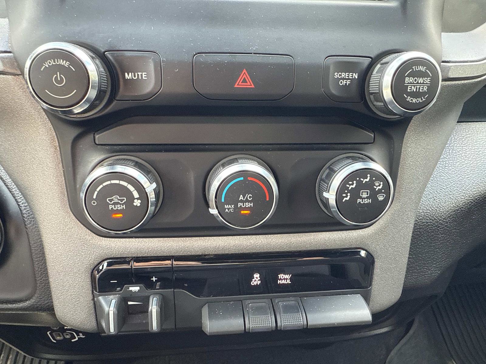 2022 Ram 2500 Tradesman photo 23