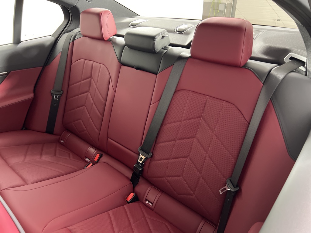 2024 Bmw 540i xDrive Sedan photo 3