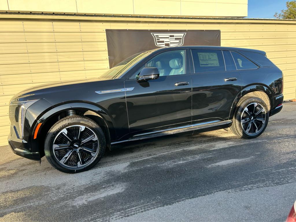 2025 Cadillac Escalade IQ Sport 2's photo