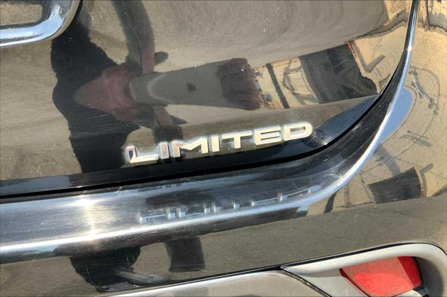 2021 Toyota Highlander Limited photo 9