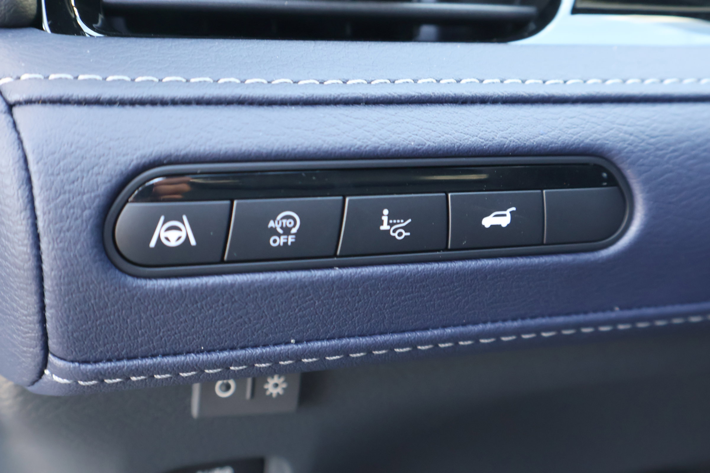 2026 Infiniti QX80 Sensory photo 22