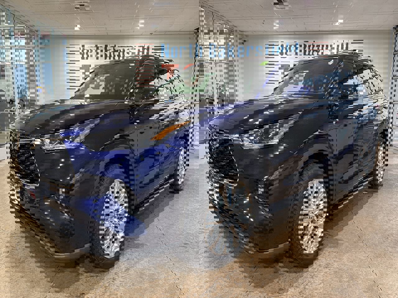 2026 Toyota Highlander Limited's photo