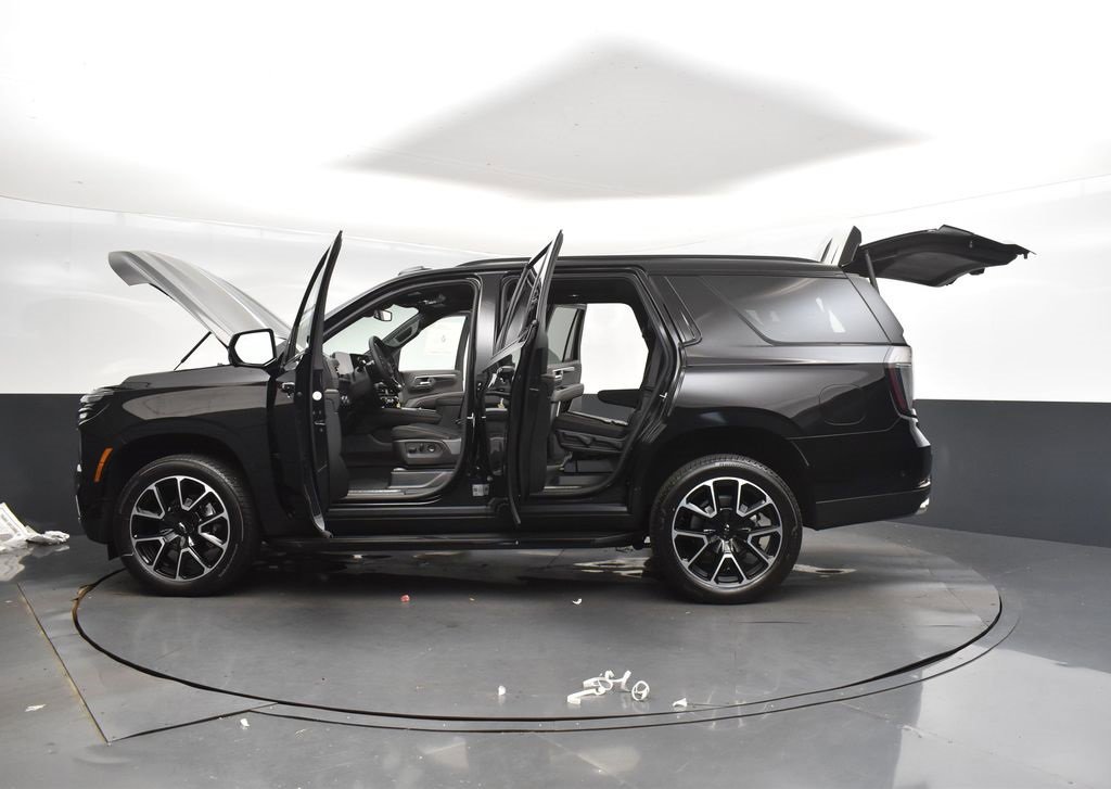 2026 Chevrolet Tahoe RST photo 43