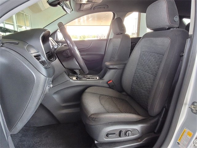 2020 Chevrolet Equinox LT photo 8