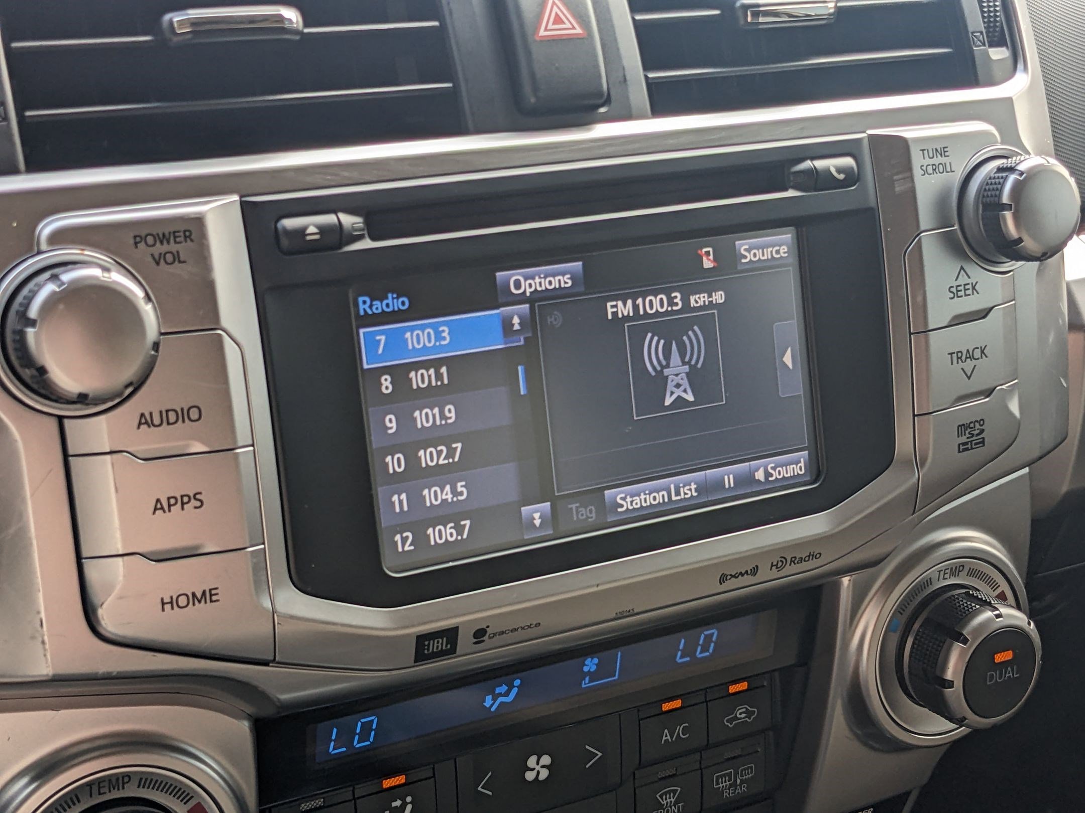2018 Toyota 4Runner Sport photo 16