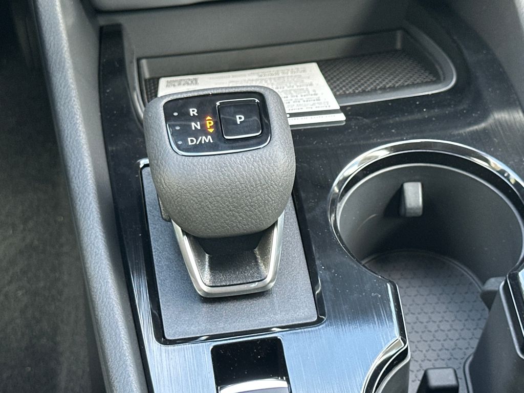 2026 Nissan Rogue S photo 22