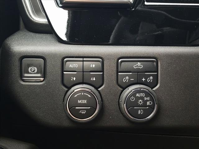 2025 Chevrolet Silverado 1500 RST photo 15